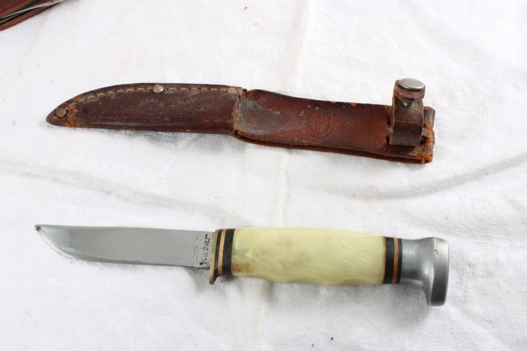 KaBar Fixed Blade Knife & Folding KaBar Knife - 7