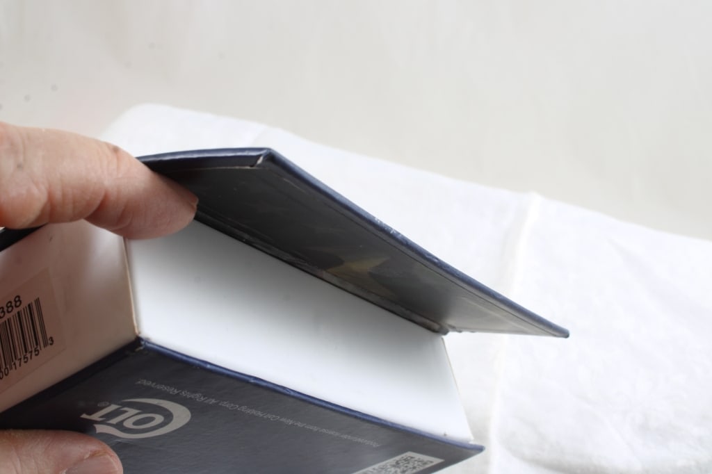 Colt Freedom Folding Knife in Custom Box - 17