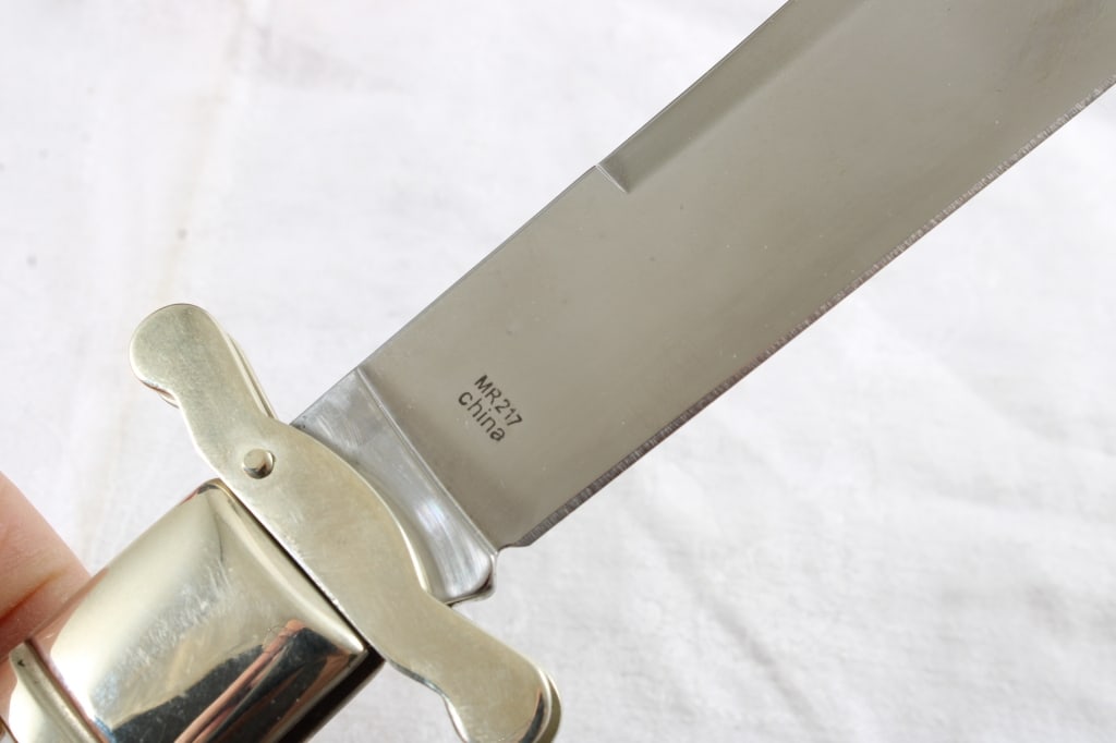 Marbles Game Getter Folding Knife in Case & Box - 12