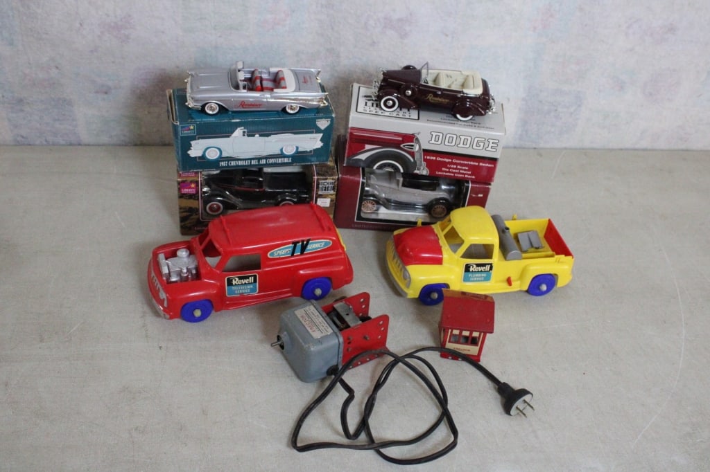 4 NIB Diecast Cars, 2 Revell Trucks, Erector Motor (1 of 20)