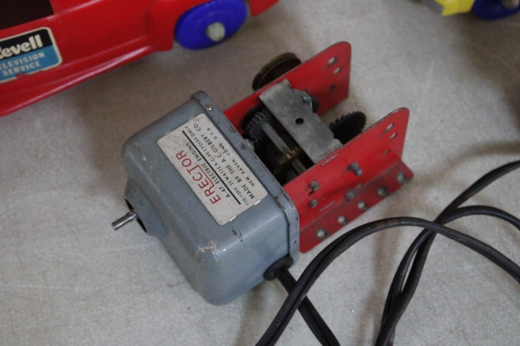 4 NIB Diecast Cars, 2 Revell Trucks, Erector Motor - 2