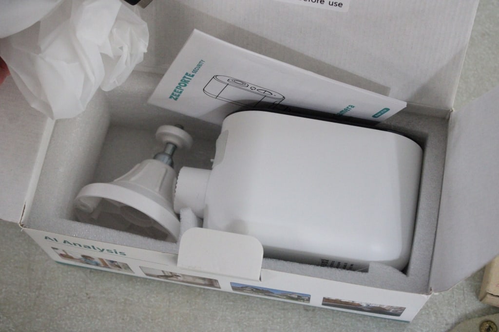 Security Camera, Metronome, Sun Visor Mirror, Bank - 15