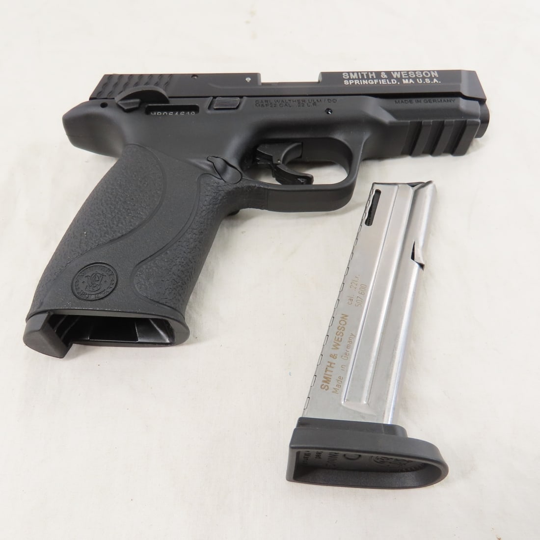 Smith & Wesson M&P 22 Pistol - 10