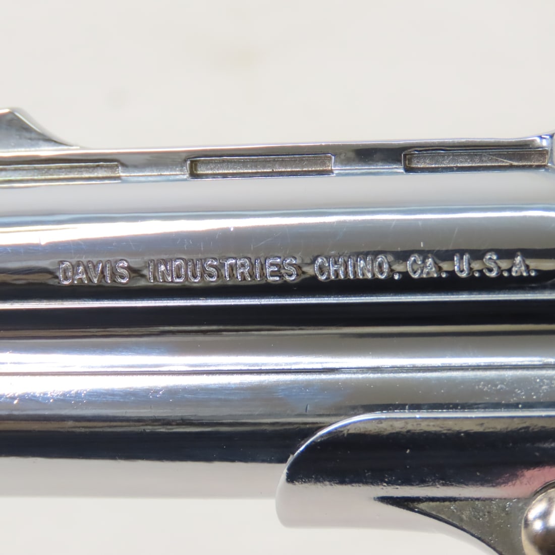 Davis Industries Model D-32 .32 Auto Derringer - 4