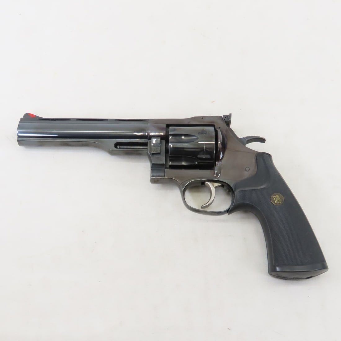 Dan Wesson .44 Mag CTG & .44 Revolver - 4