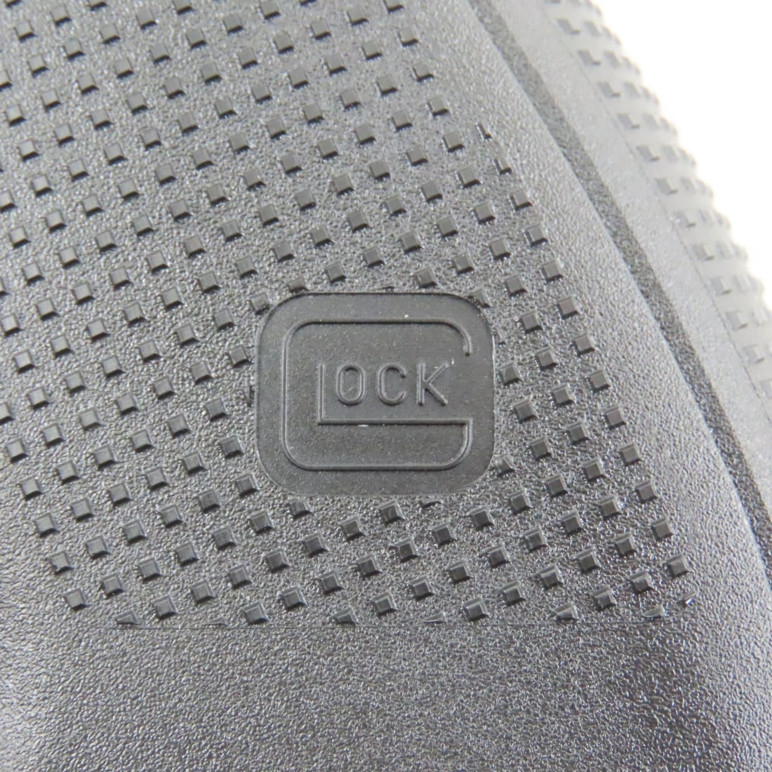 Glock G21 Gen 4 .45 Auto pistol with 4 magazines - 16