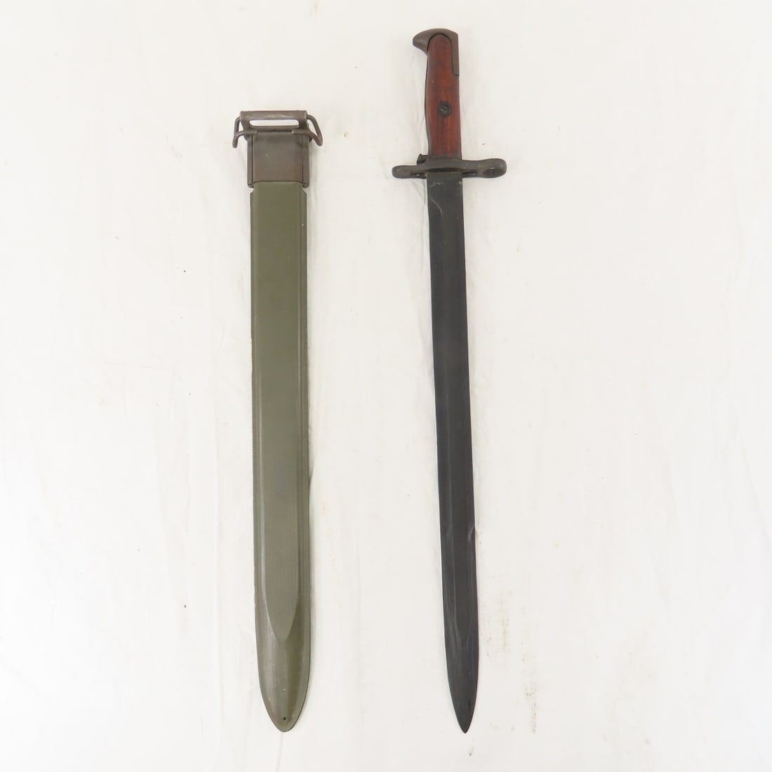 1917 US M1905 Sword Bayonet & Scabbard - 2