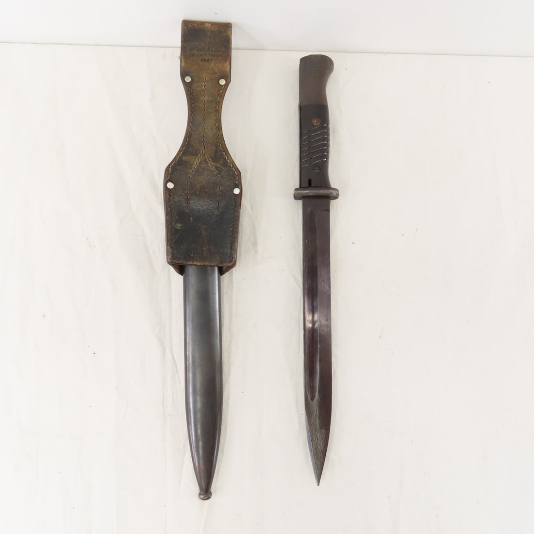 WWII Era German K98 Bayonet, Scabbard & Frog - 2