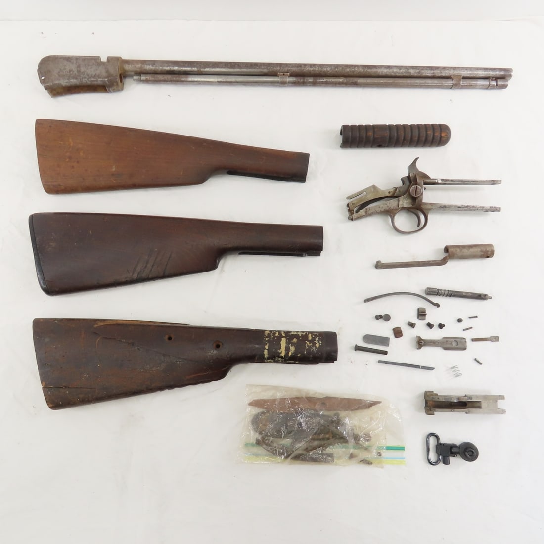 Winchester 1890 Receiver & Other Parts: Winchester 1890 Receiver & Other Parts - Winchester 1890 Receiver SN# 616042, manufactured 1918. Winchester Mod 1906 Frame with SN# 561282 B with 20" barrel, tube feed,.22, S,L,LR. 3 straight wood