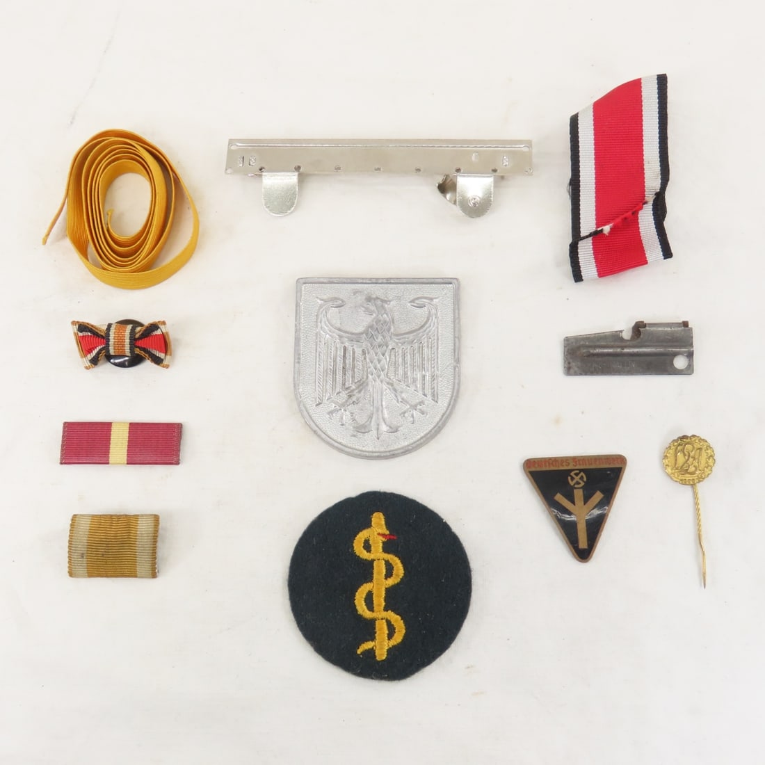 WWI & WII German medals & Insignia (1 of 16)