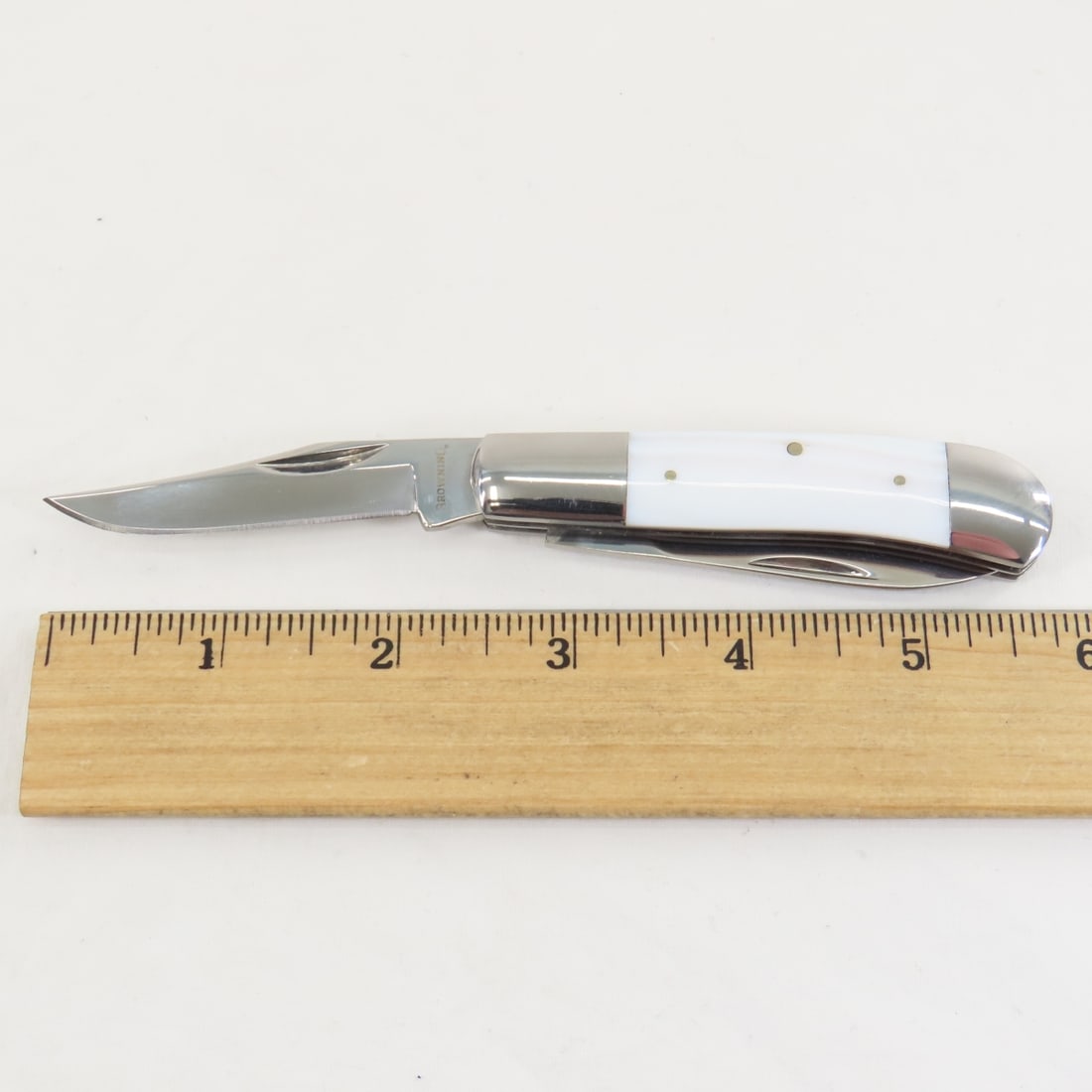 Smith & Wesson, Colt, & Browning Pocket Knives - 12