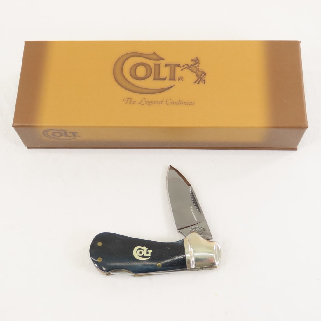 Smith & Wesson, Colt, & Browning Pocket Knives - 2