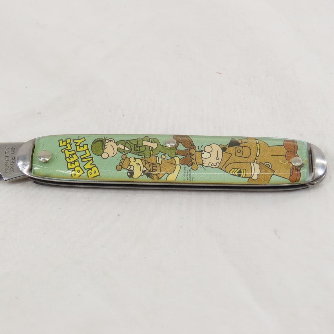 2 Beetle Bailey 50th Anniversary Pocket Knives - 14