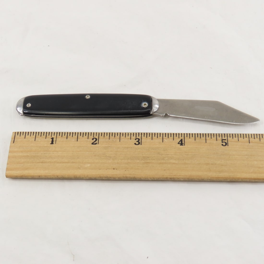 2 Beetle Bailey 50th Anniversary Pocket Knives - 15