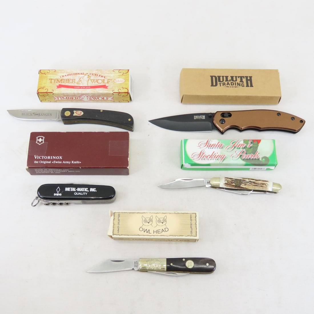 5 Pocket Knives in boxes, Owl Head, Victorinox (1 of 17)
