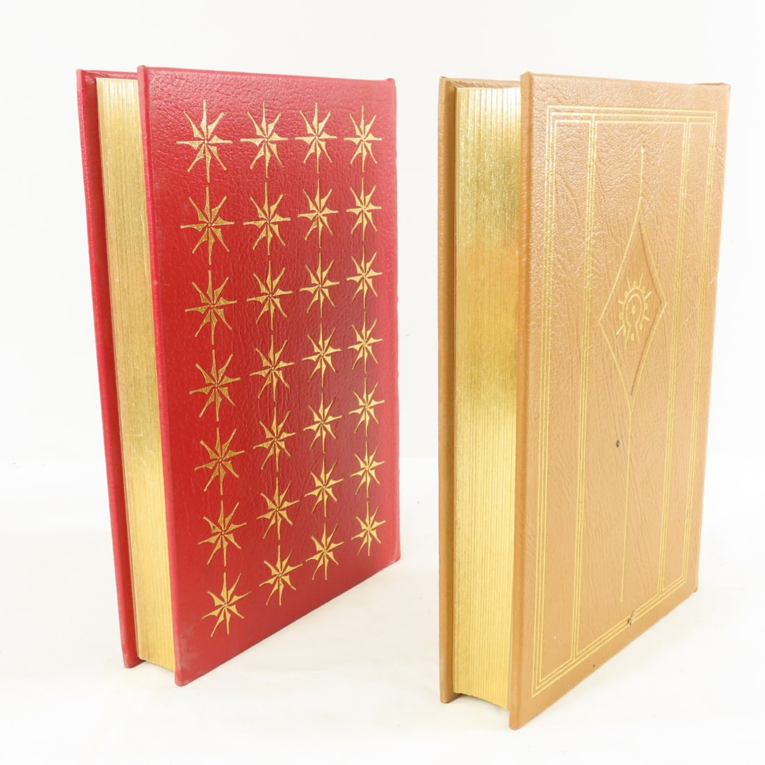 8 Vintage Firearms, Rifle & Pistol Hardcover Books - 10