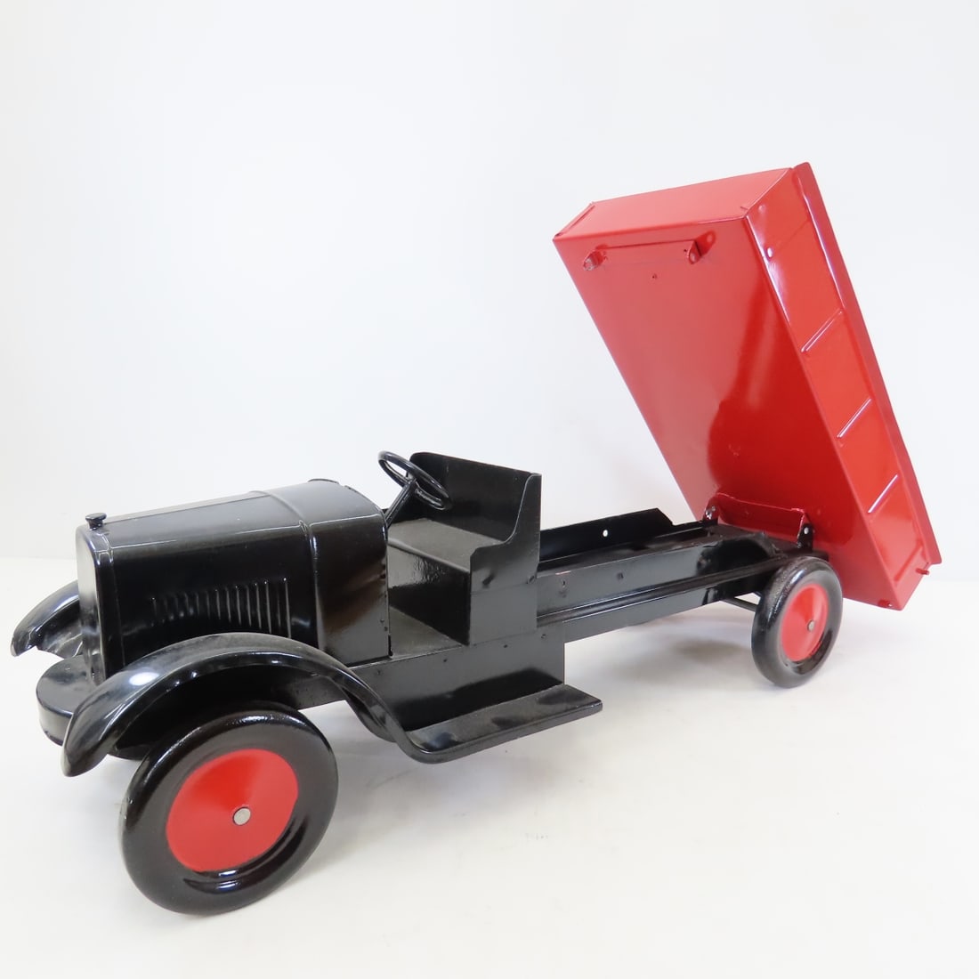 Keystone Packard Open Cab Dump Truck Restored - 13