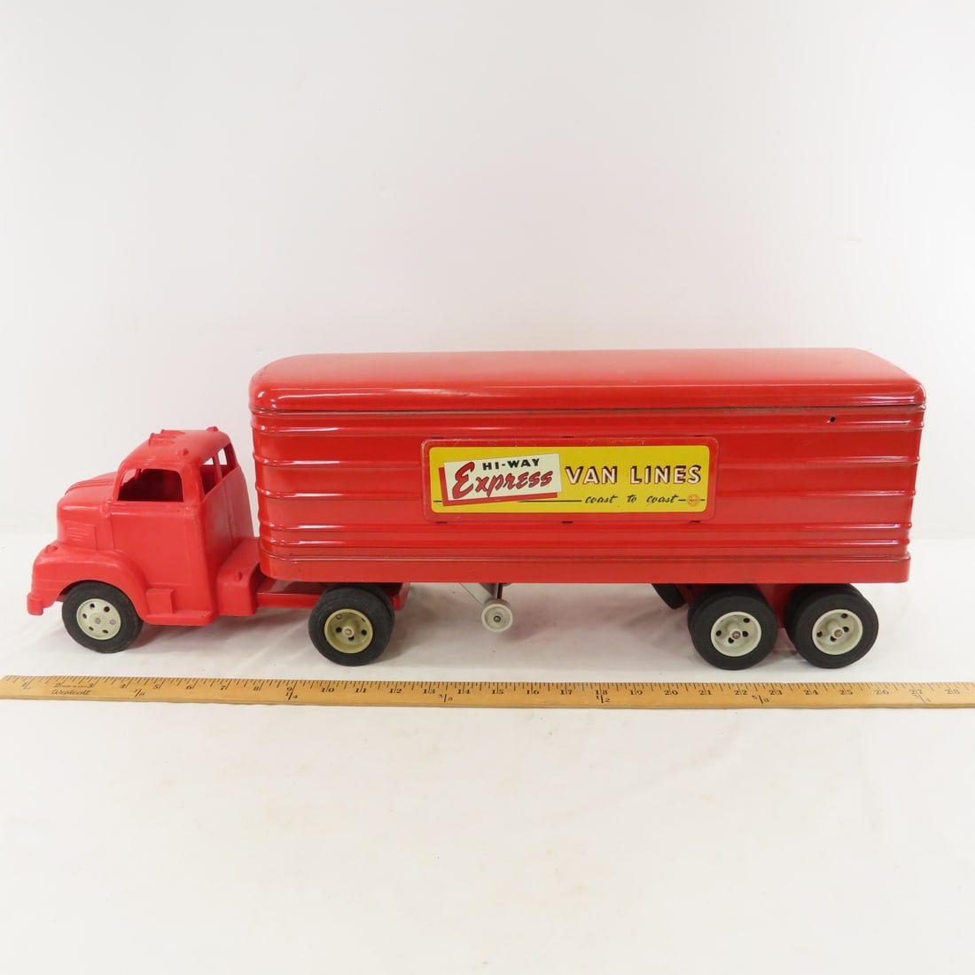 Louis Marx & Co Hi-Way Express Van Lines Truck - 2