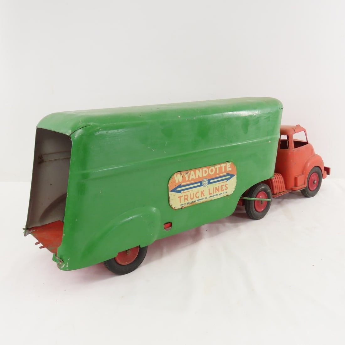 Wyandotte Truck Lines Plastic Cab & Steel Trailer - 5