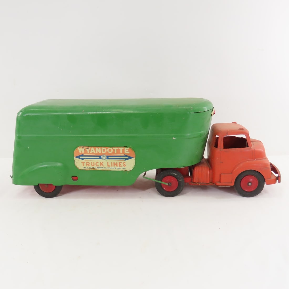 Wyandotte Truck Lines Plastic Cab & Steel Trailer - 6