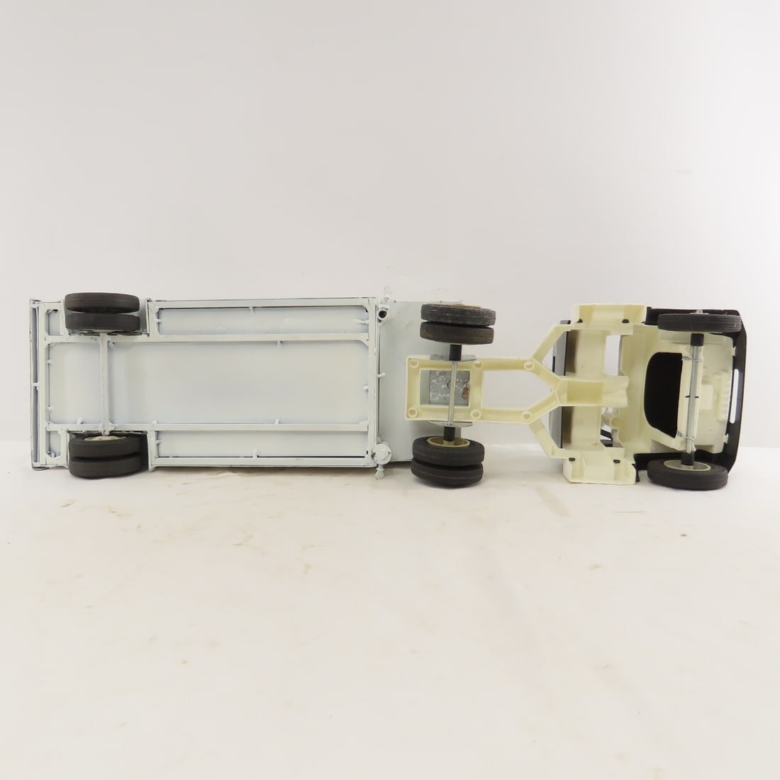 Custom MARX Leinenkugel's Beer Truck & Trailer - 10