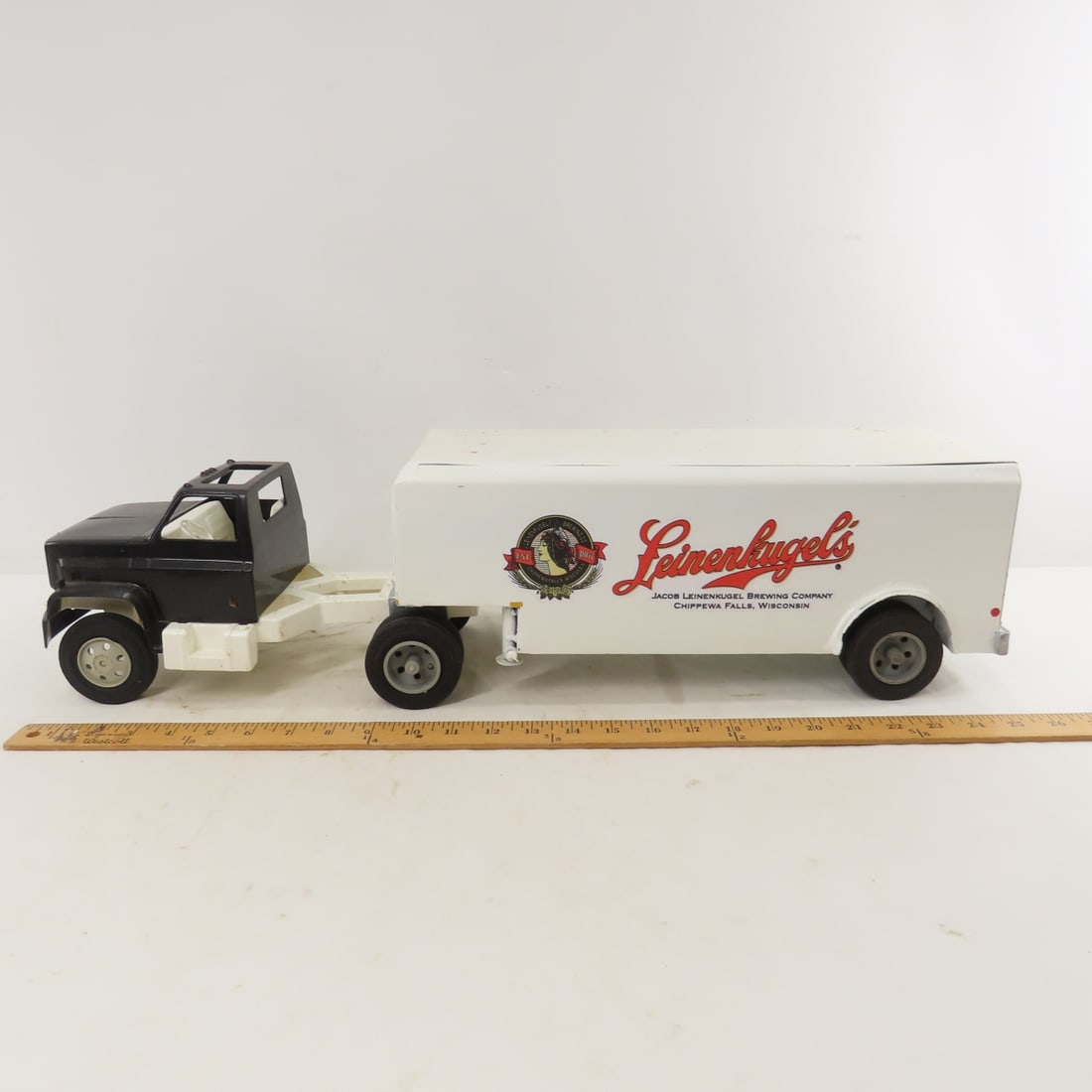Custom MARX Leinenkugel's Beer Truck & Trailer - 2