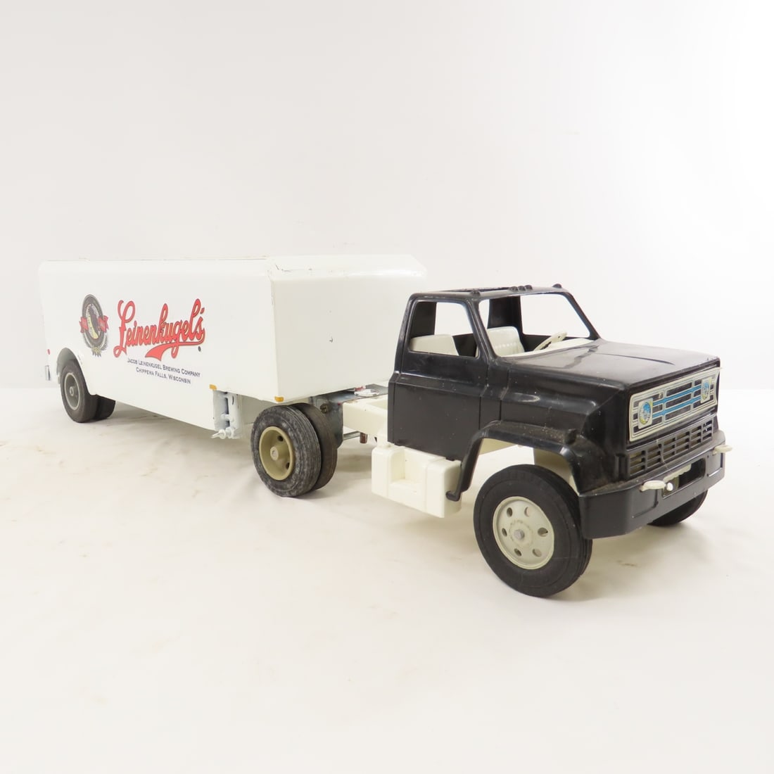 Custom MARX Leinenkugel's Beer Truck & Trailer - 7