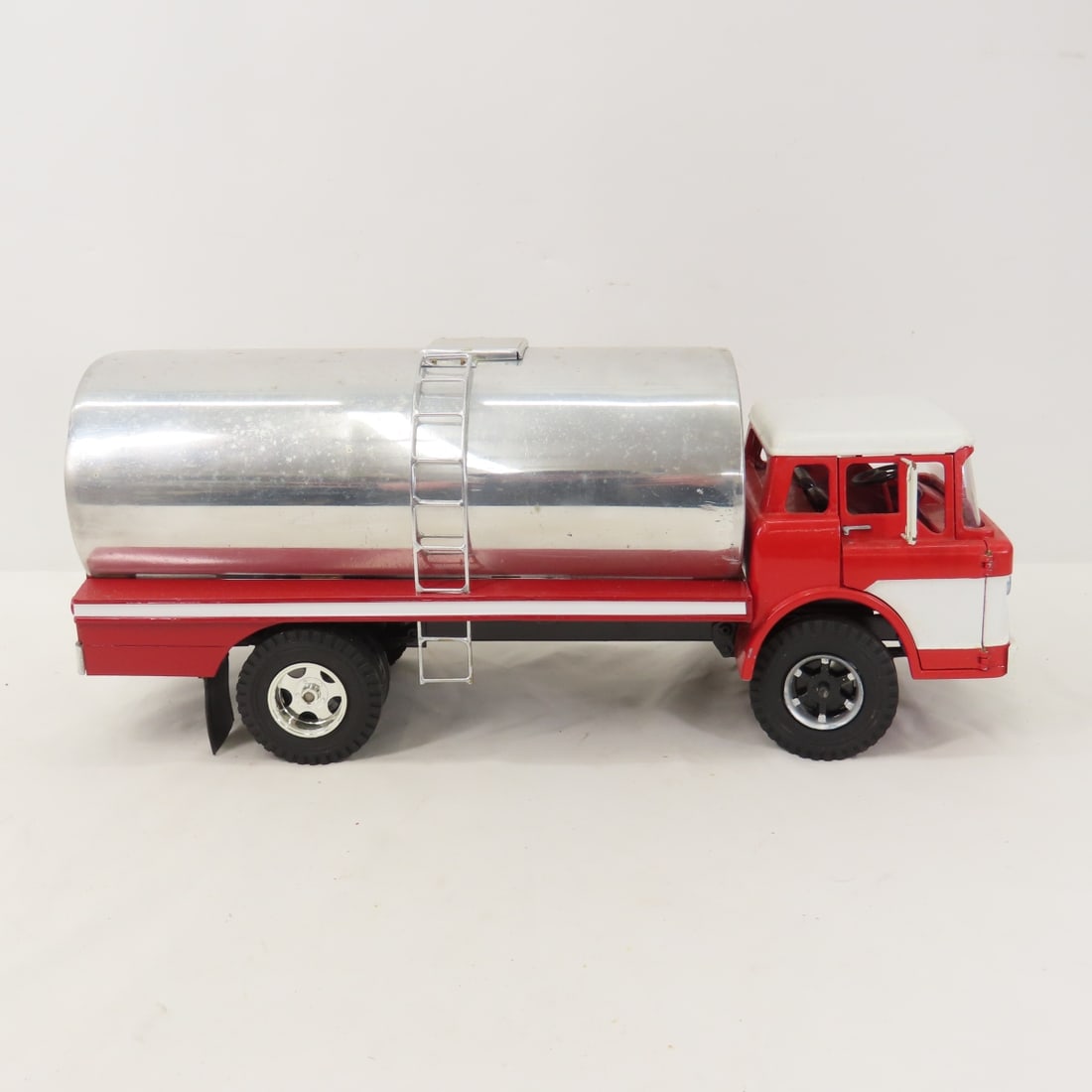 Custom Built Tanker Truck - 6