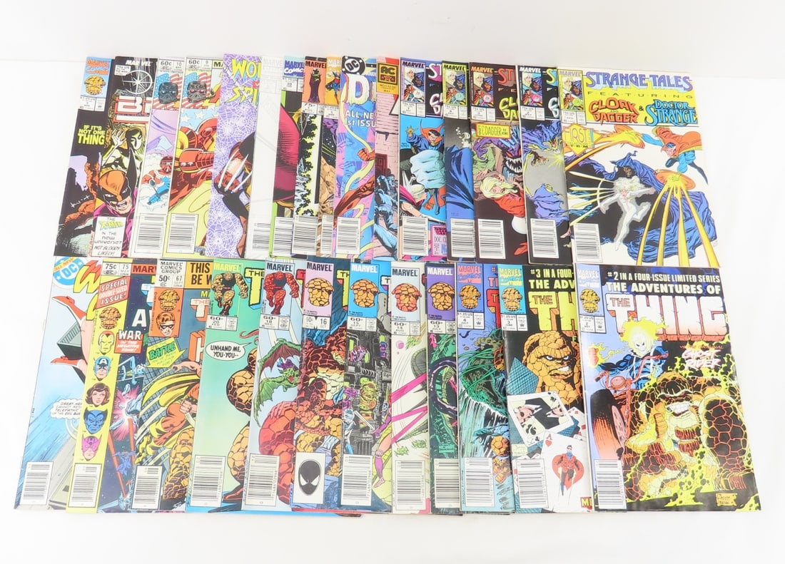 28 Assorted Marvel Comic Books (1 of 15)