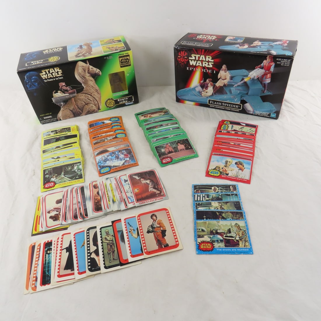 STAR WARS & ESB Trading Cards and 2 Toys: STAR WARS & ESB Trading Cards and 2 Toys - LOT SIZE 12x10x10", 2.5lbsPhotos are part of description, please ask questions and read terms & conditions before bidding. 