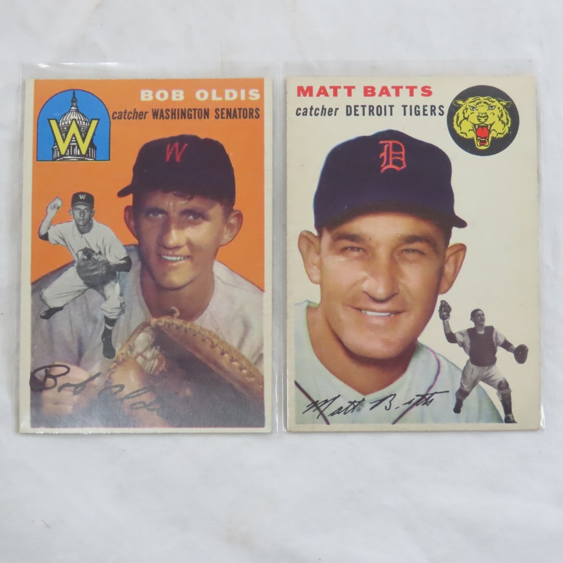 10 Sharp 1954 Topps Baseball Cards - 10