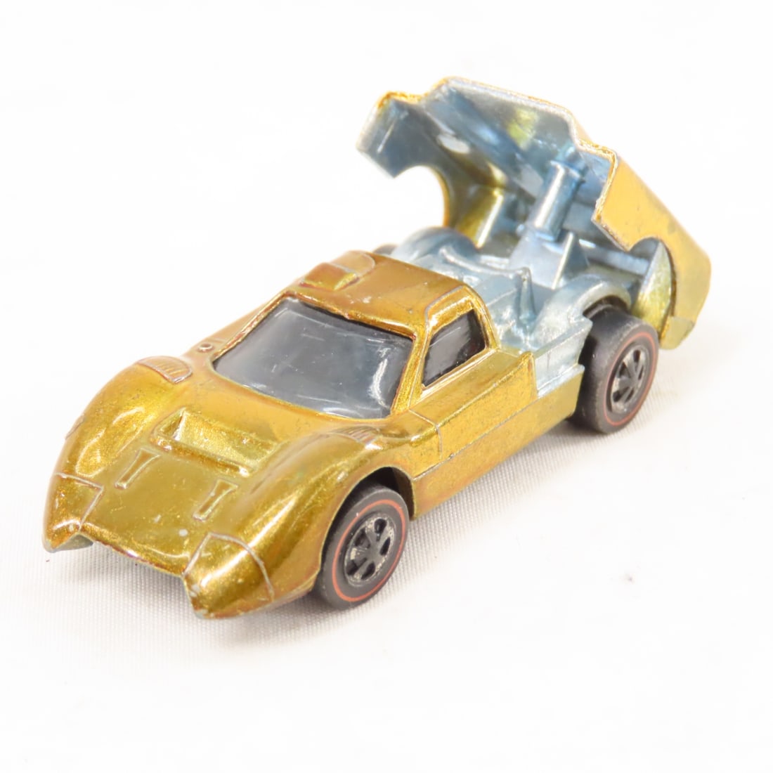 Hot Wheels Redline Ford J-Car in Gold - 7