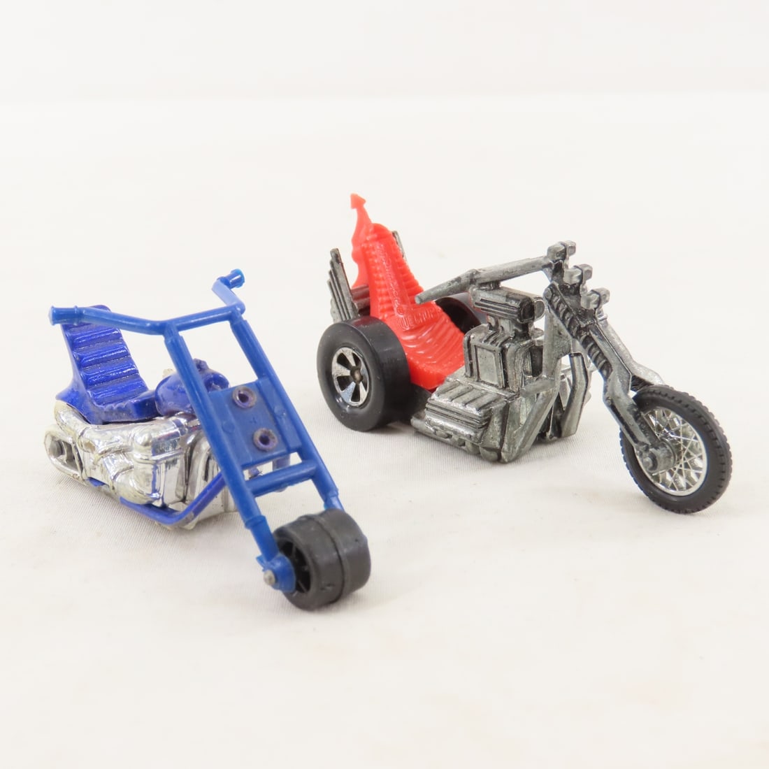 Hot Wheels RRRRumblers & Motorcycles, no riders - 7