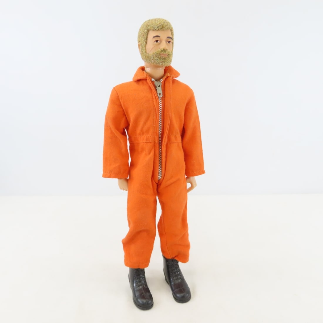 2 GI Joe Figures & Trunk with Hong Kong clothes - 7