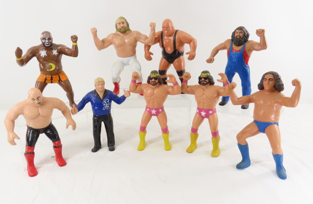9 Vintage WWF LJN 8" Wrestling Superstars Figures: 9 Vintage WWF LJN 8" Wrestling Superstars Figures - Lot Size 12x12x12" 10 LBPhotos are part of description, please ask questions and read terms & conditions before bidding. 