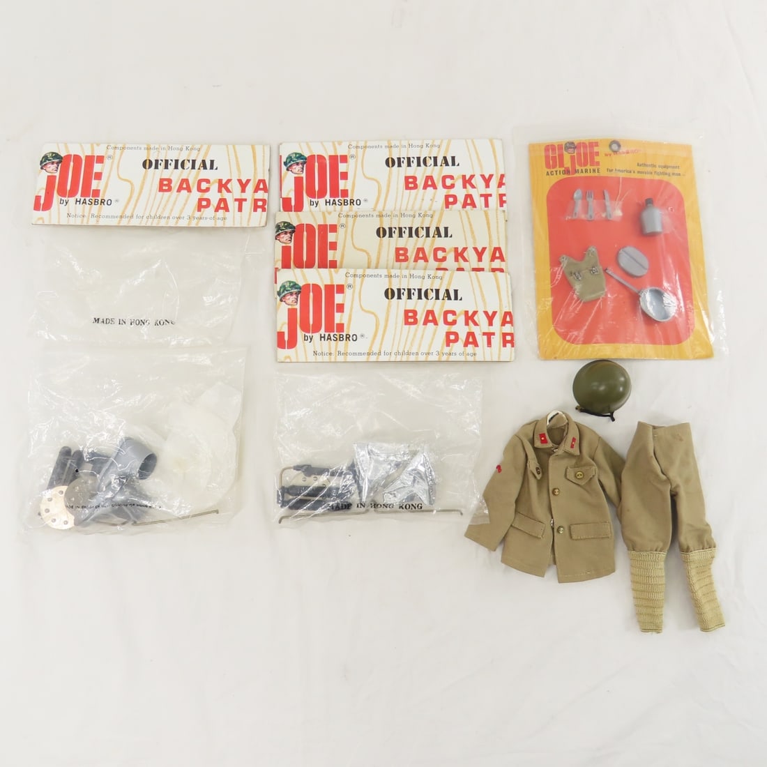 GI Joe Backyard Patrol Uniforms & Marine Set (1 of 13)
