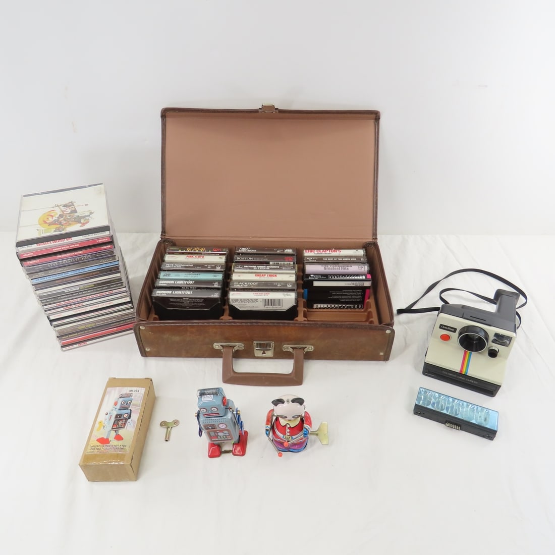 Rock & Roll CD's & Cassettes, camera & windup toys (1 of 14)