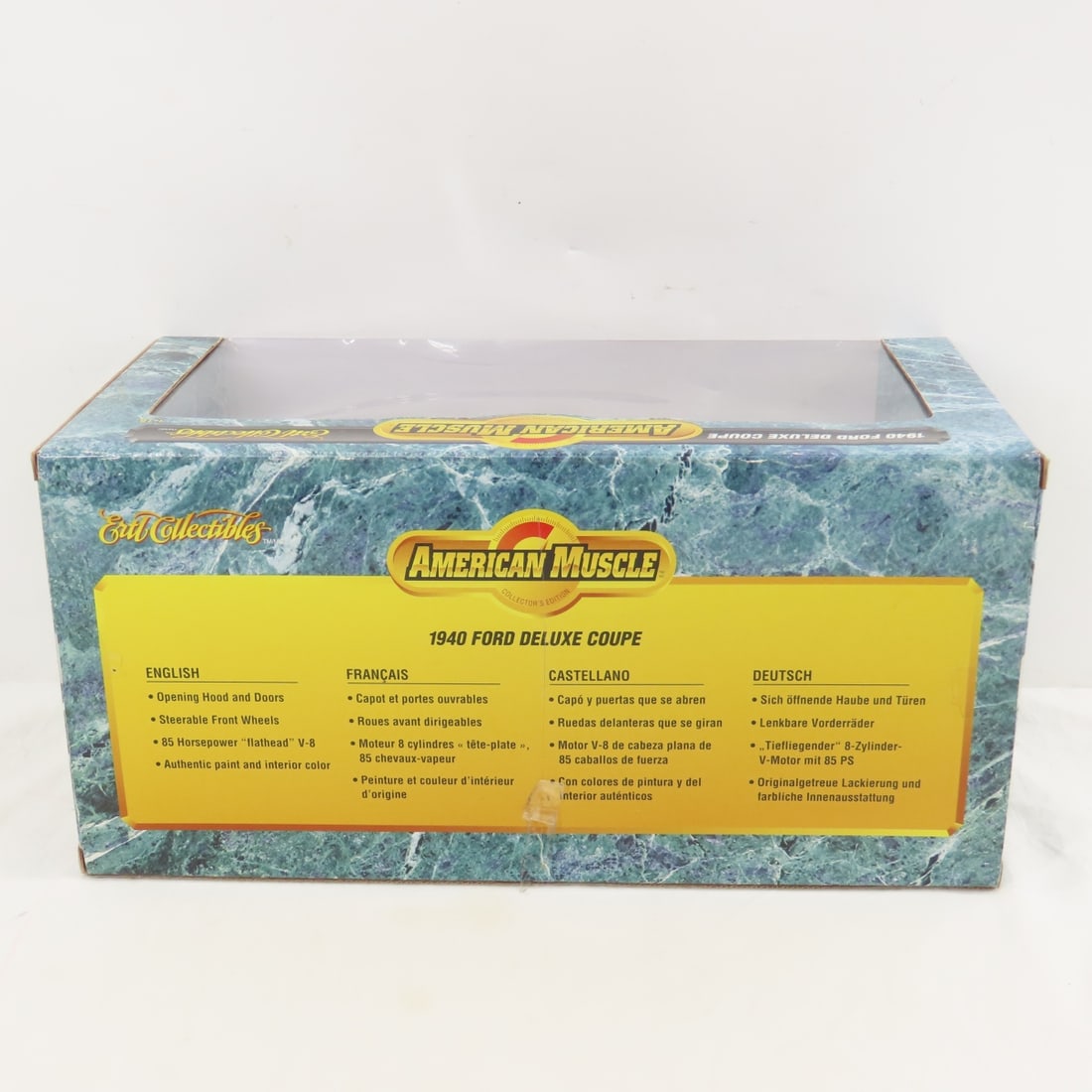 6 DieCast 1:18 Scale Cars, Maisto, American Muscle - 6