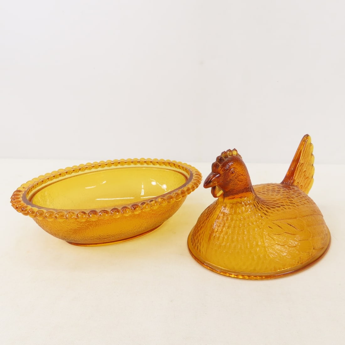 Vintage Indiana Glass Amber Hen on Nest, Extra Hen - 4
