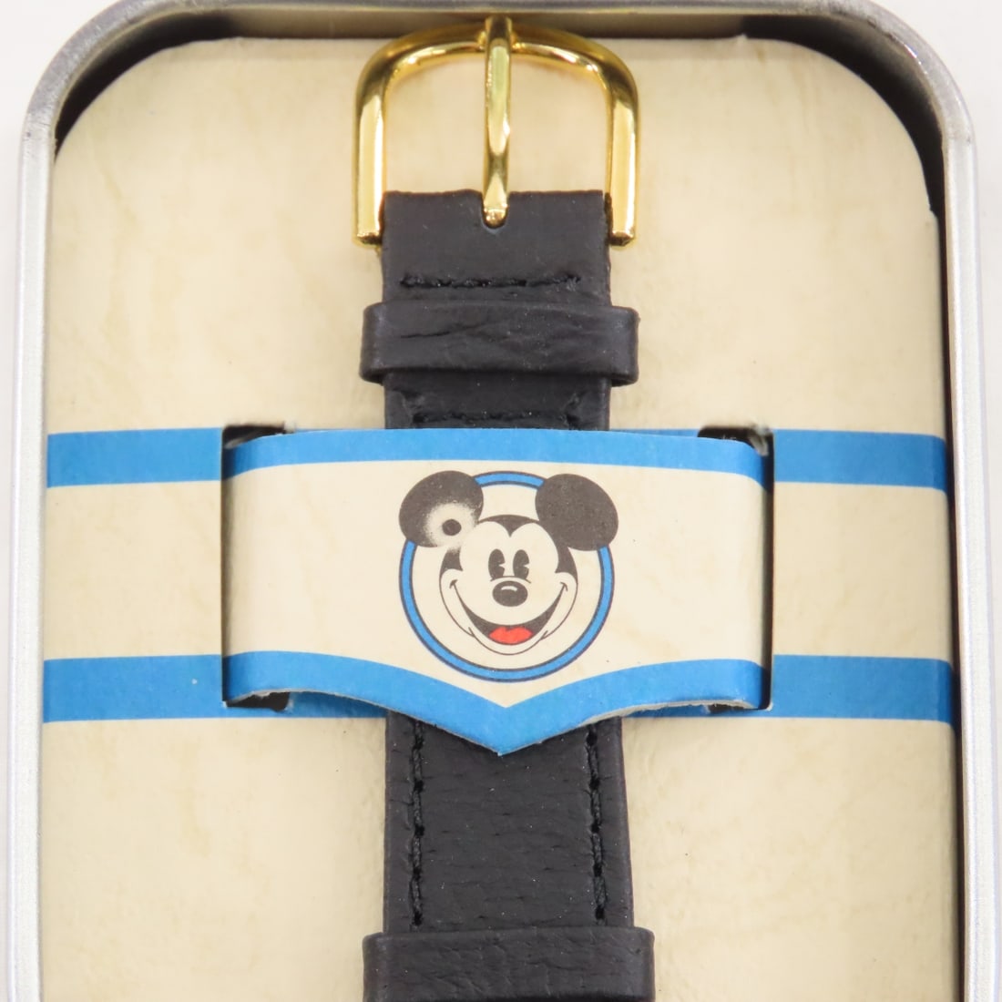 Disney Friends for 70 Years & Goofy Watches w/tins - 11
