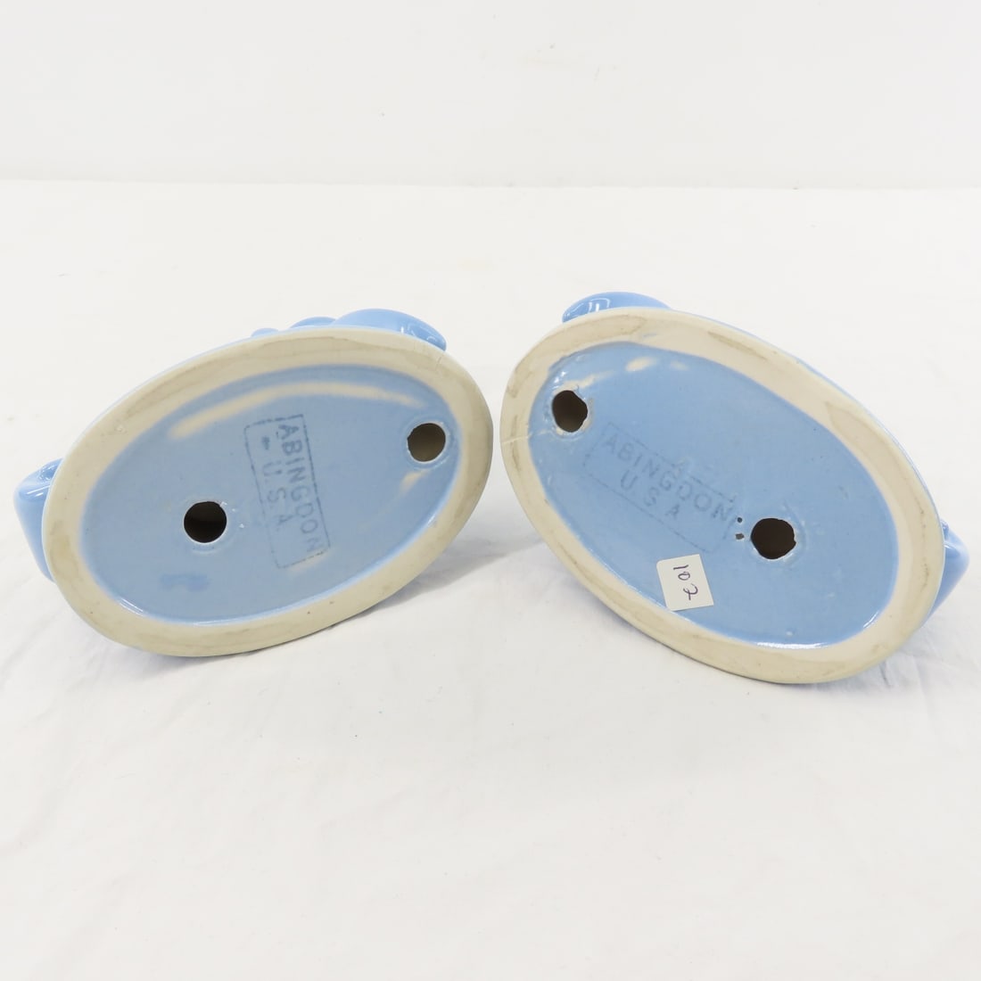 Vintage Abingdon Pottery Candle Holders & Vases - 19