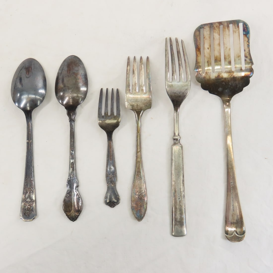 Vintage Coffee & Nut/Spice Grinders, Copper Teapot - 3