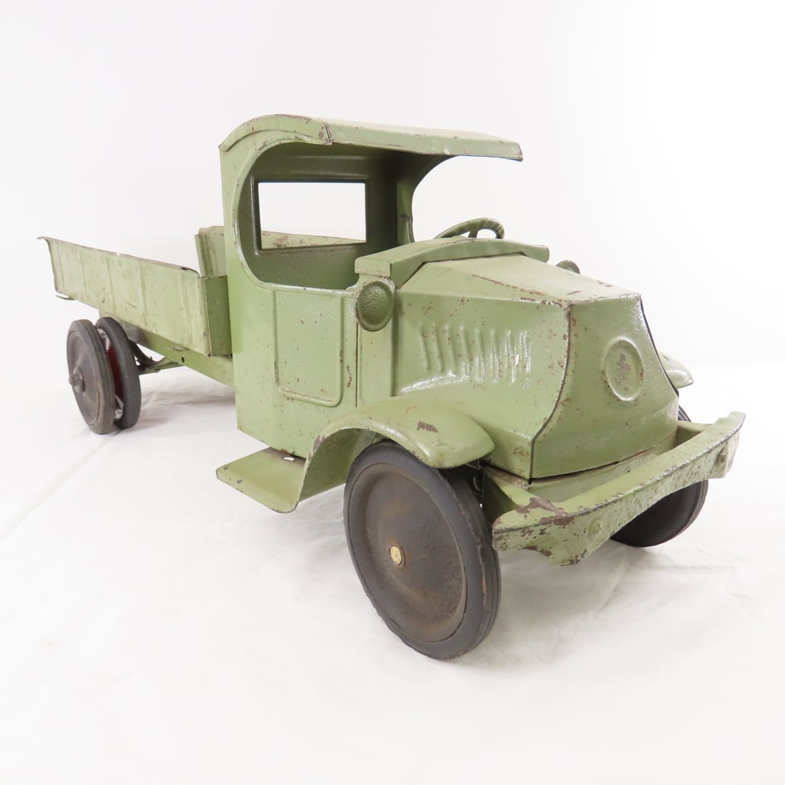 1930's Pressed Steel Steelcraft C Cab Mack Truck - 7