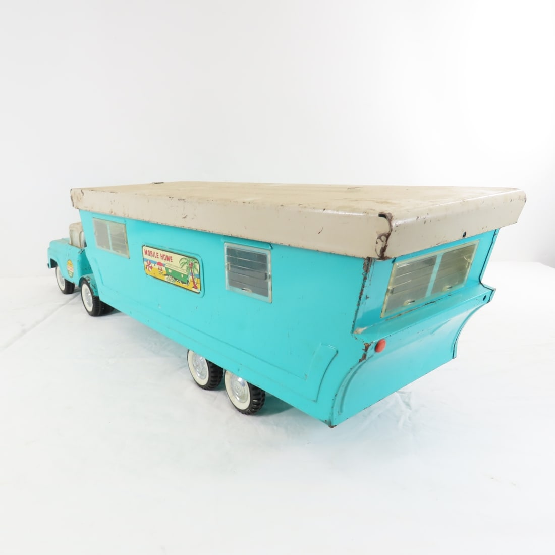 1960's Nylint No. 6600 Turquoise Mobile Home - 3