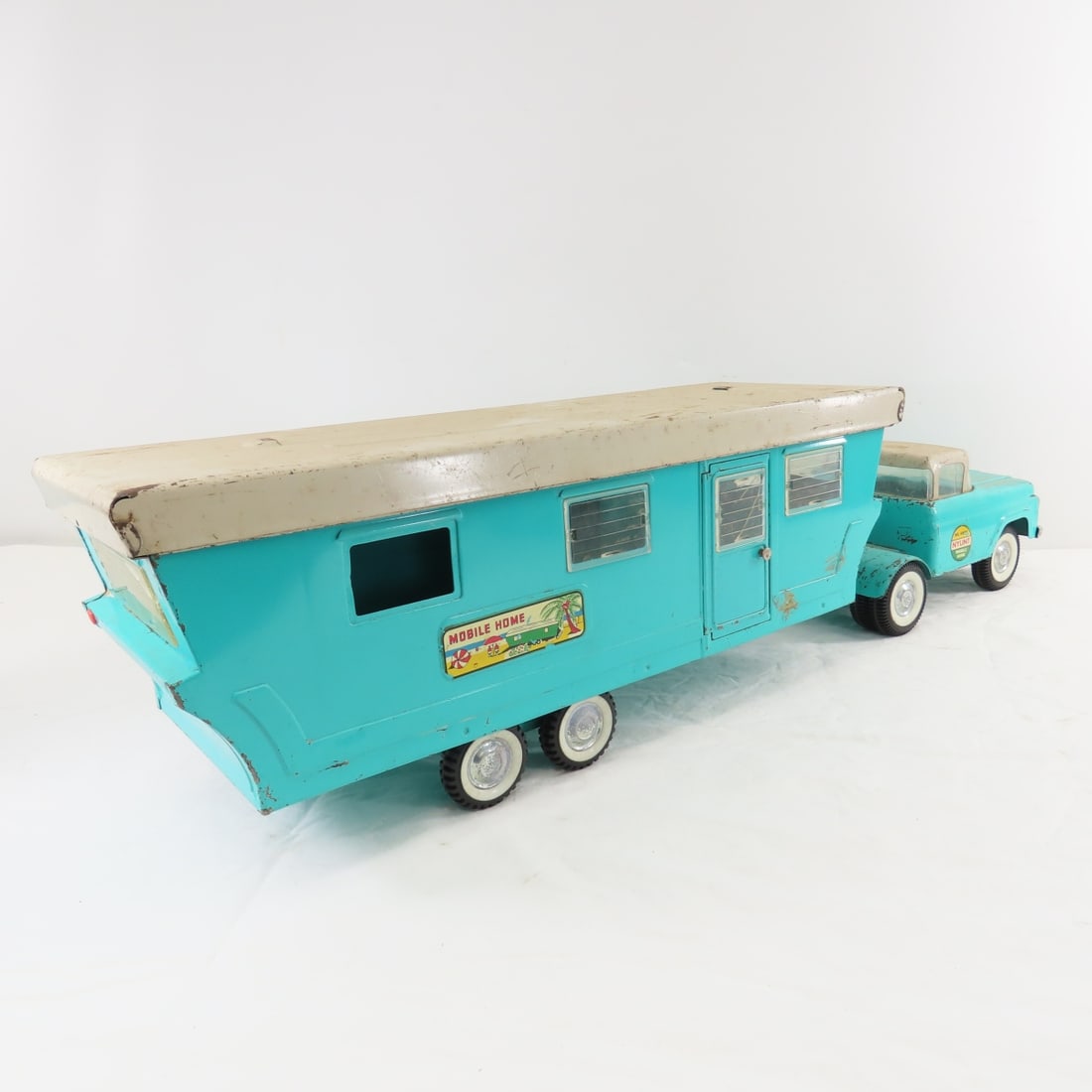 1960's Nylint No. 6600 Turquoise Mobile Home - 5