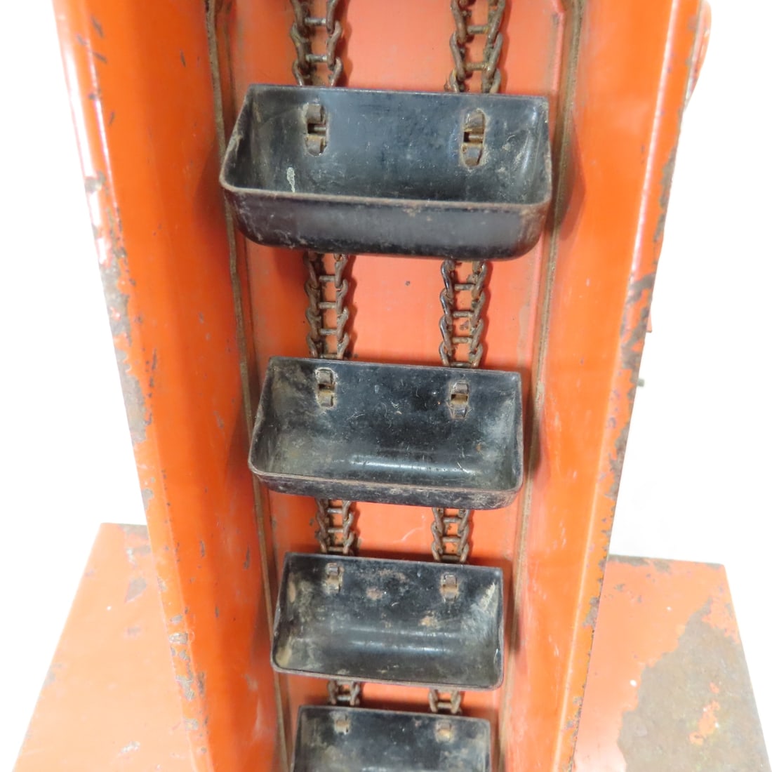 1950's Doepke Model Toys Barber Greene Sand Loader - 12