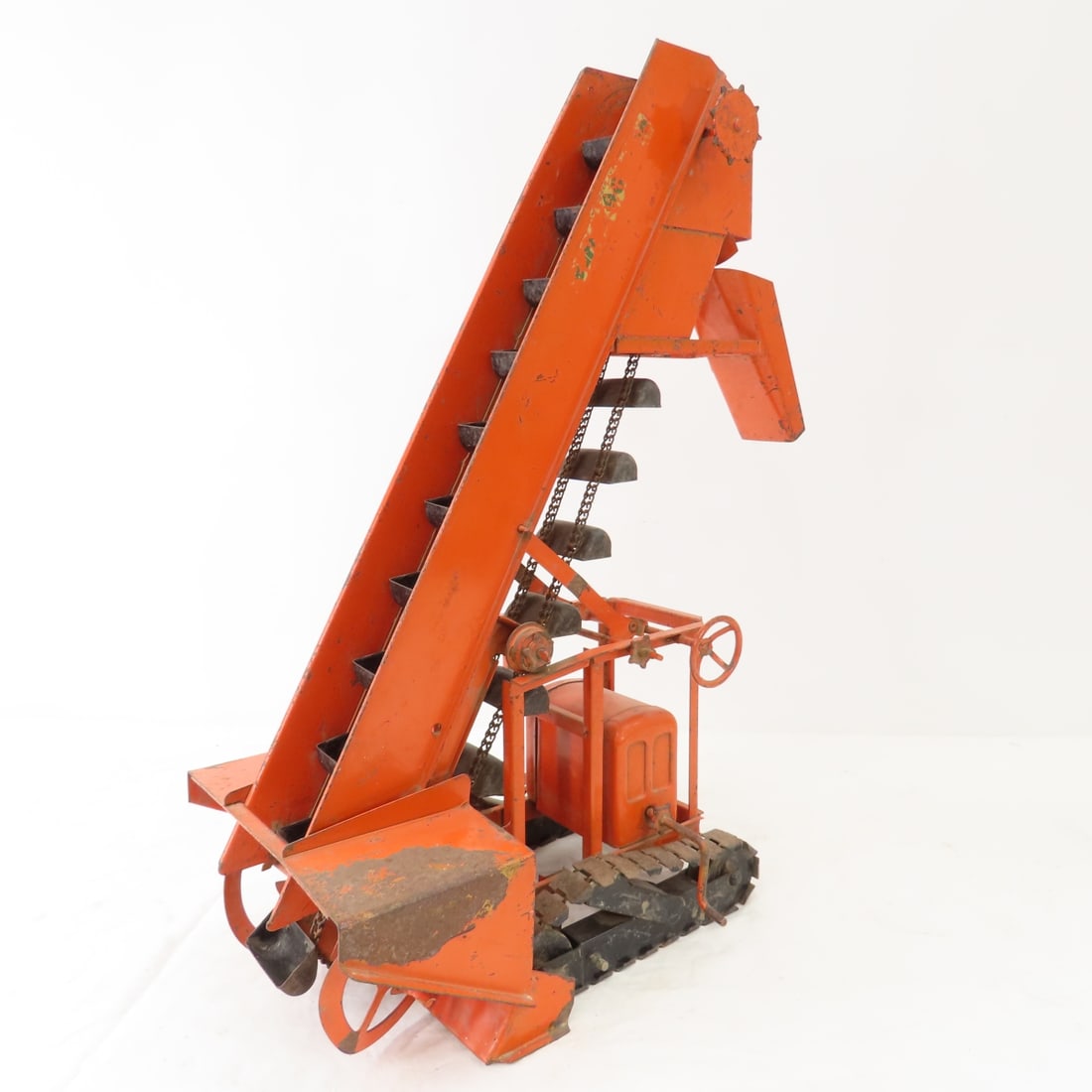 1950's Doepke Model Toys Barber Greene Sand Loader - 5