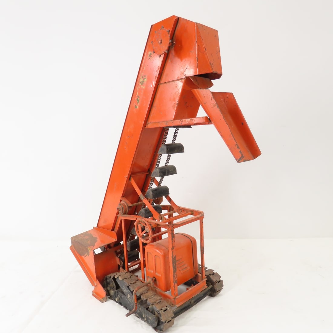 1950's Doepke Model Toys Barber Greene Sand Loader - 7