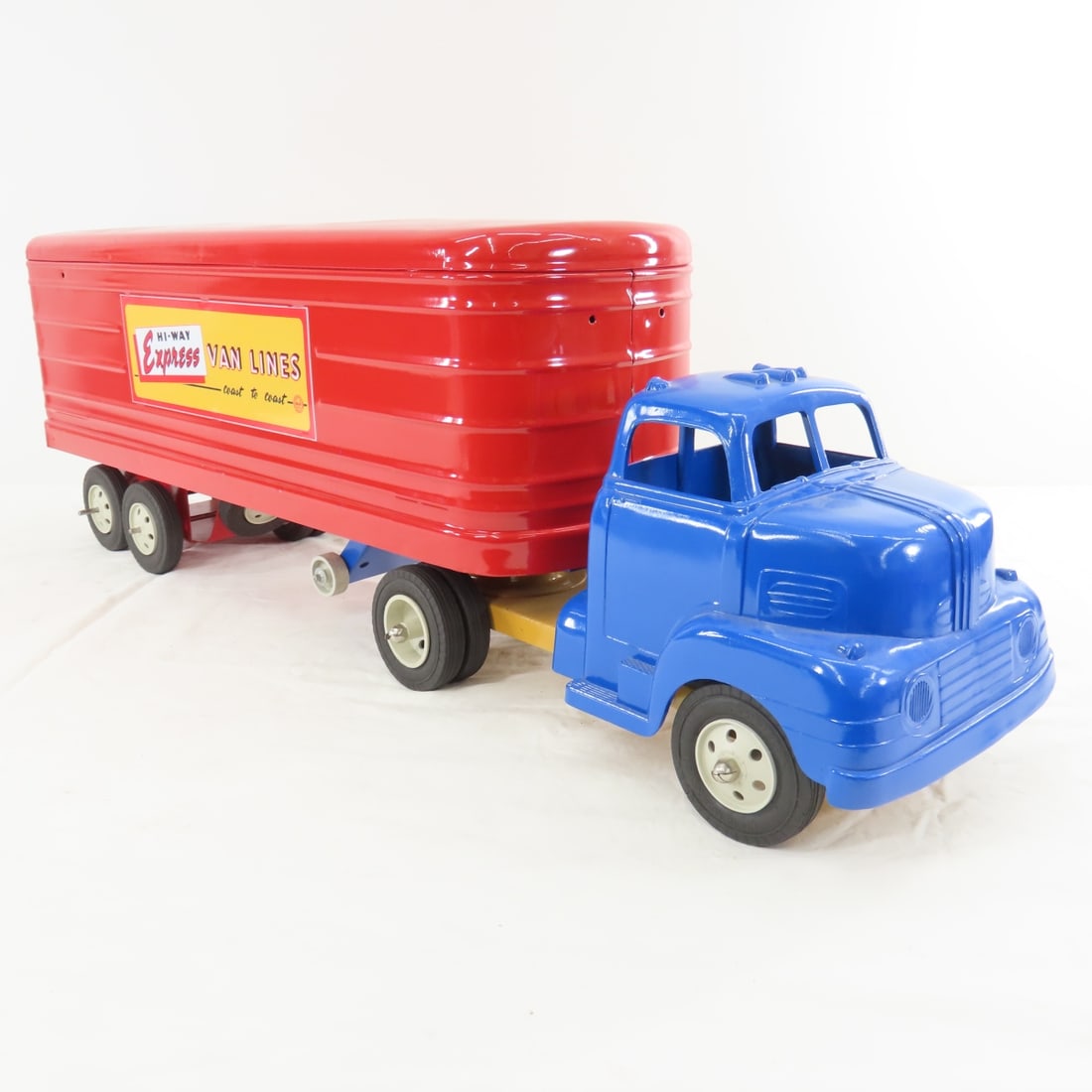 MARX Truck & HI-WAY Express Trailer Restored - 7
