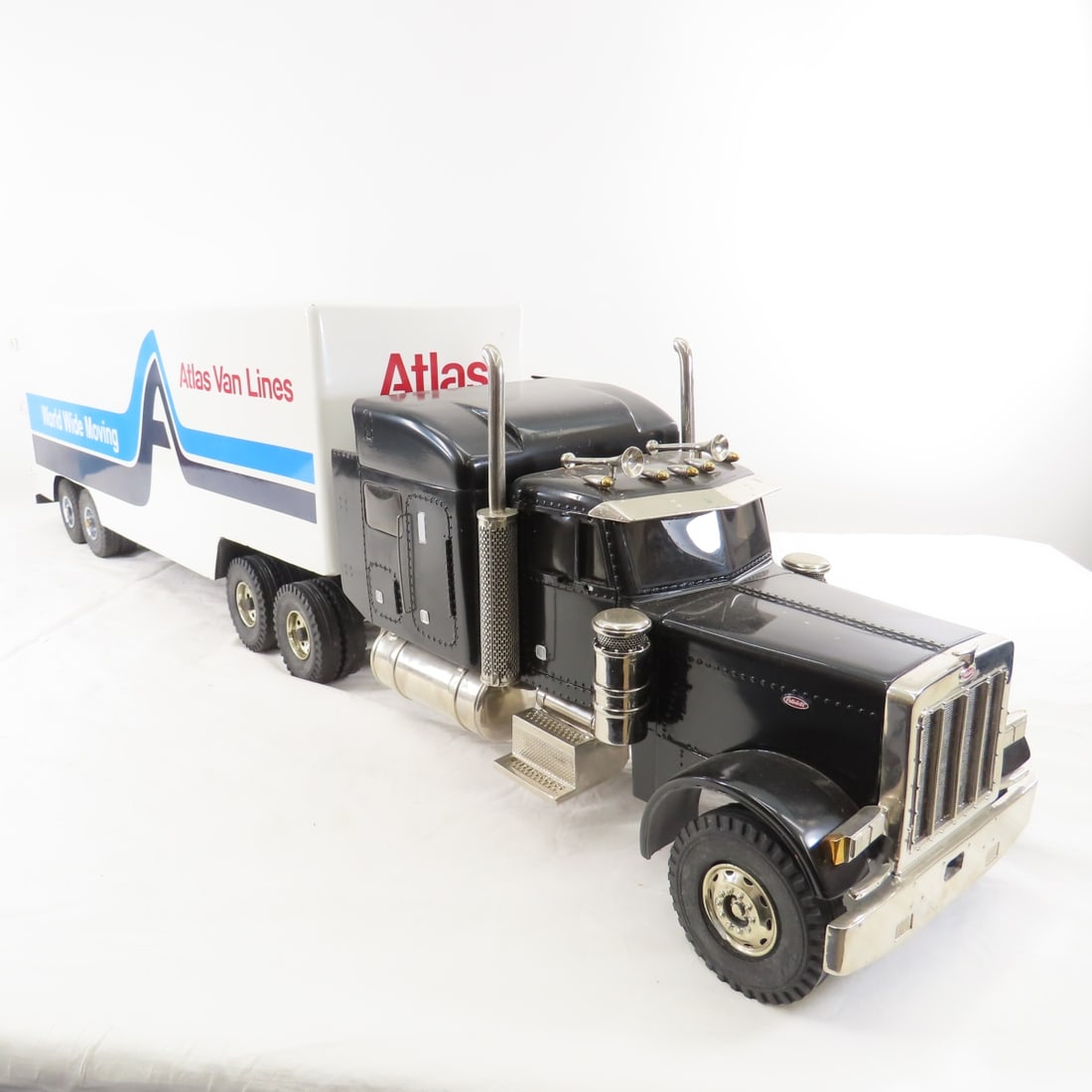 M&J Truck with Scratch Built Atlas Trailer - 7